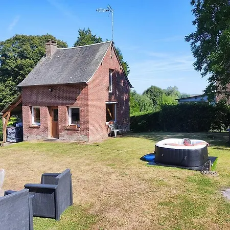 Holiday home Tres Joli Gite Au Coeur De La Vallee Du Liger Le Quesne